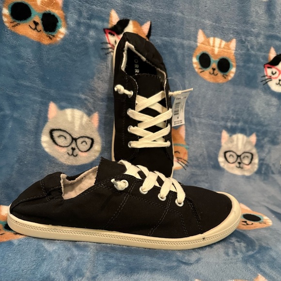 Torrid Riley Ruched Black Sneakers - Picture 2 of 5